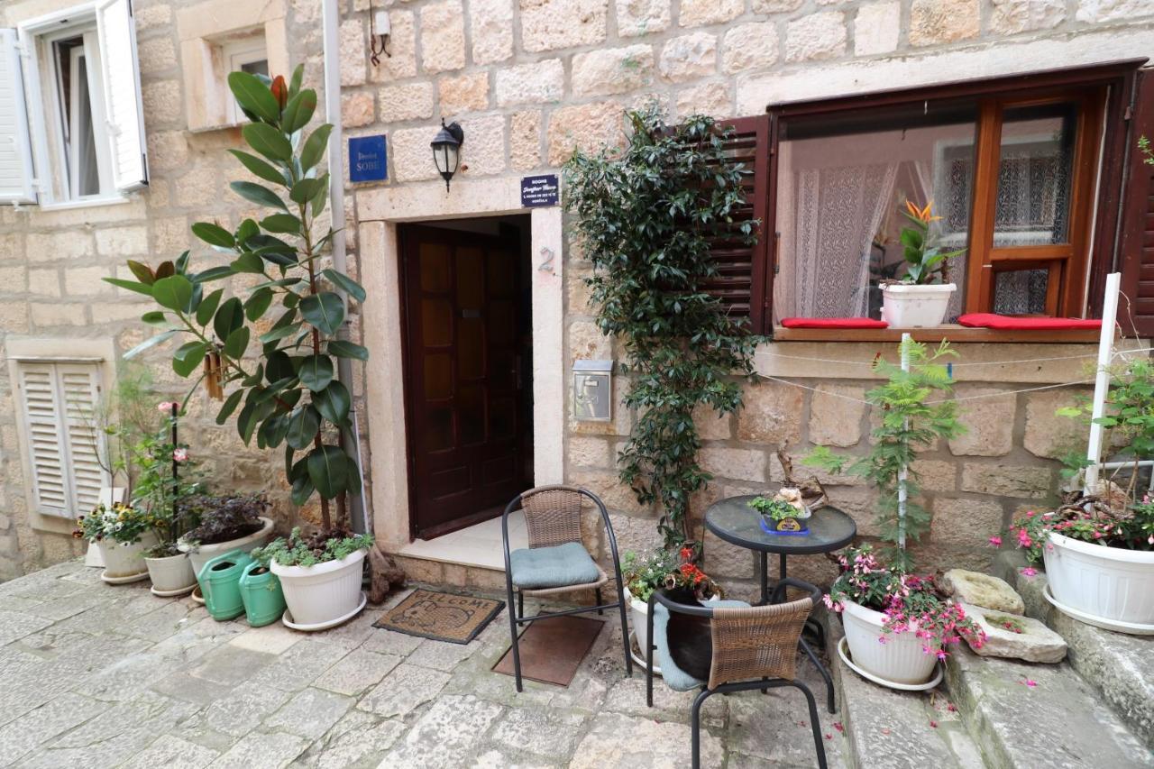 Guest House Jungher Korčula Exteriör bild