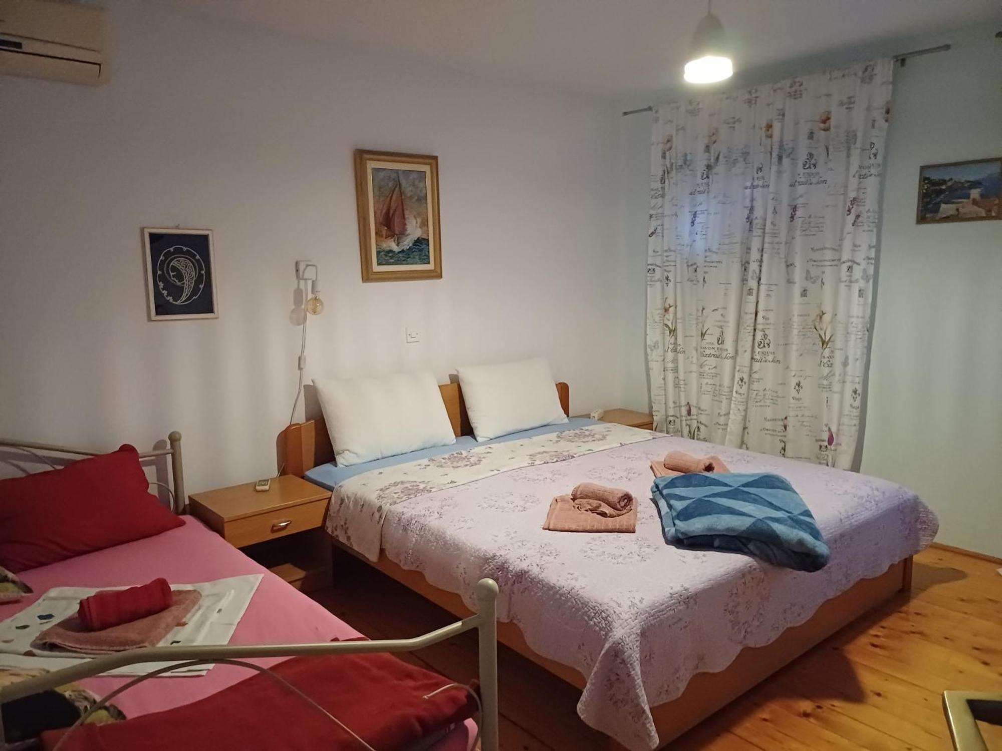 Guest House Jungher Korčula Exteriör bild